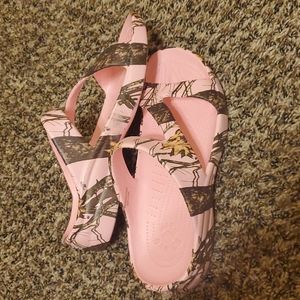 Women's sandals NWOT
